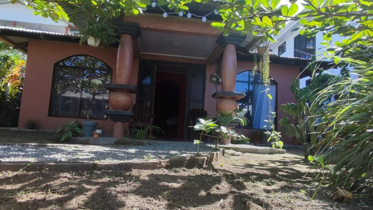 Micheck Beach House Tortuguero Εξωτερικό φωτογραφία