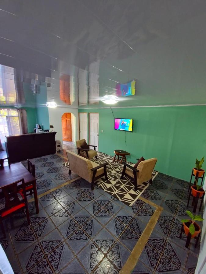 Micheck Beach House Tortuguero Εξωτερικό φωτογραφία