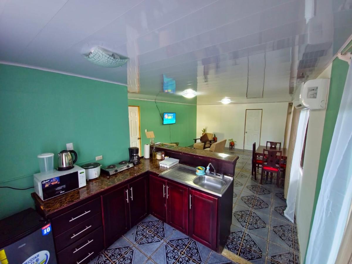 Micheck Beach House Tortuguero Εξωτερικό φωτογραφία